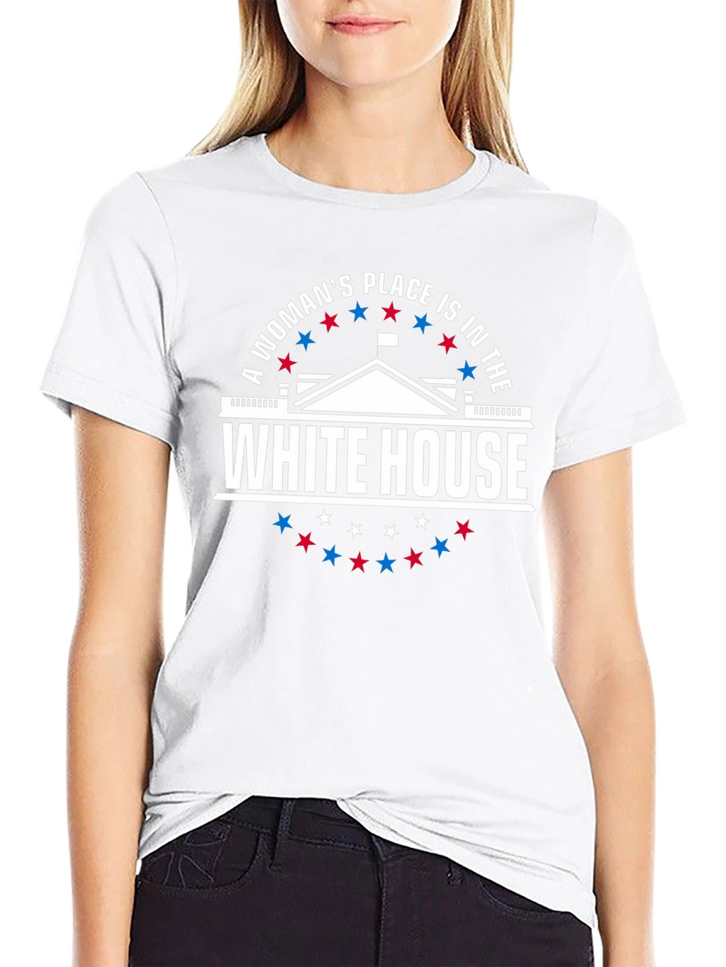 Camiseta con mensaje feminista White House
