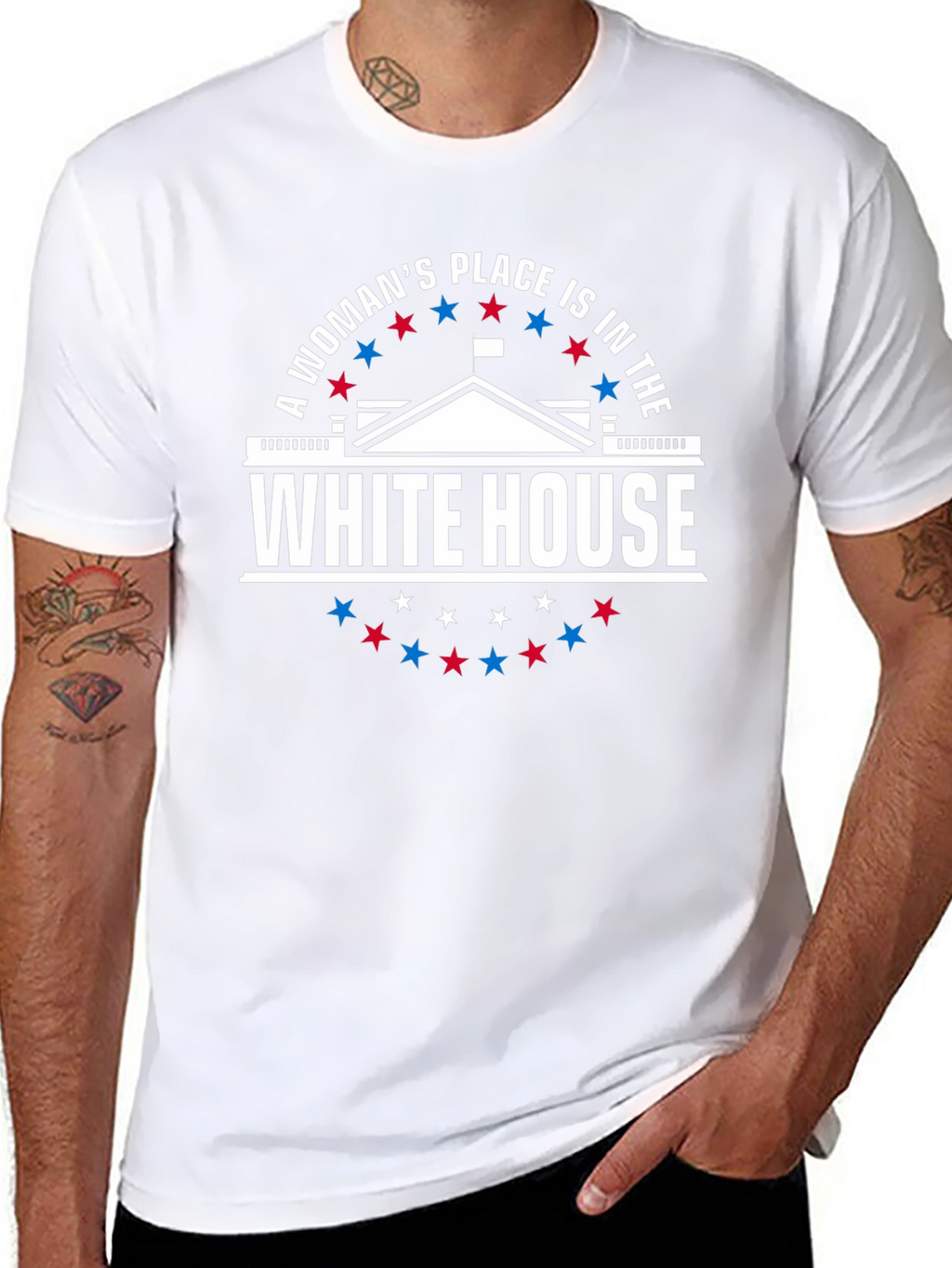 Camiseta con mensaje feminista White House