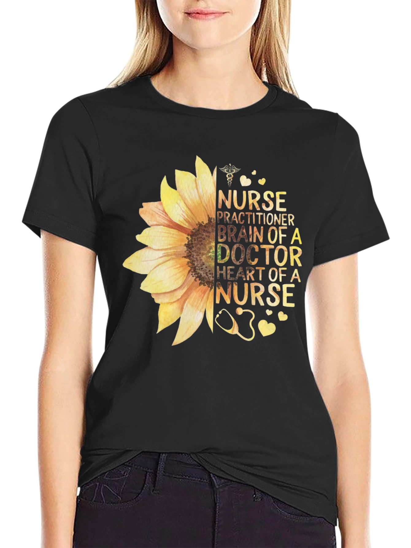 Camiseta Floral Médica: Corazón de Enfermera