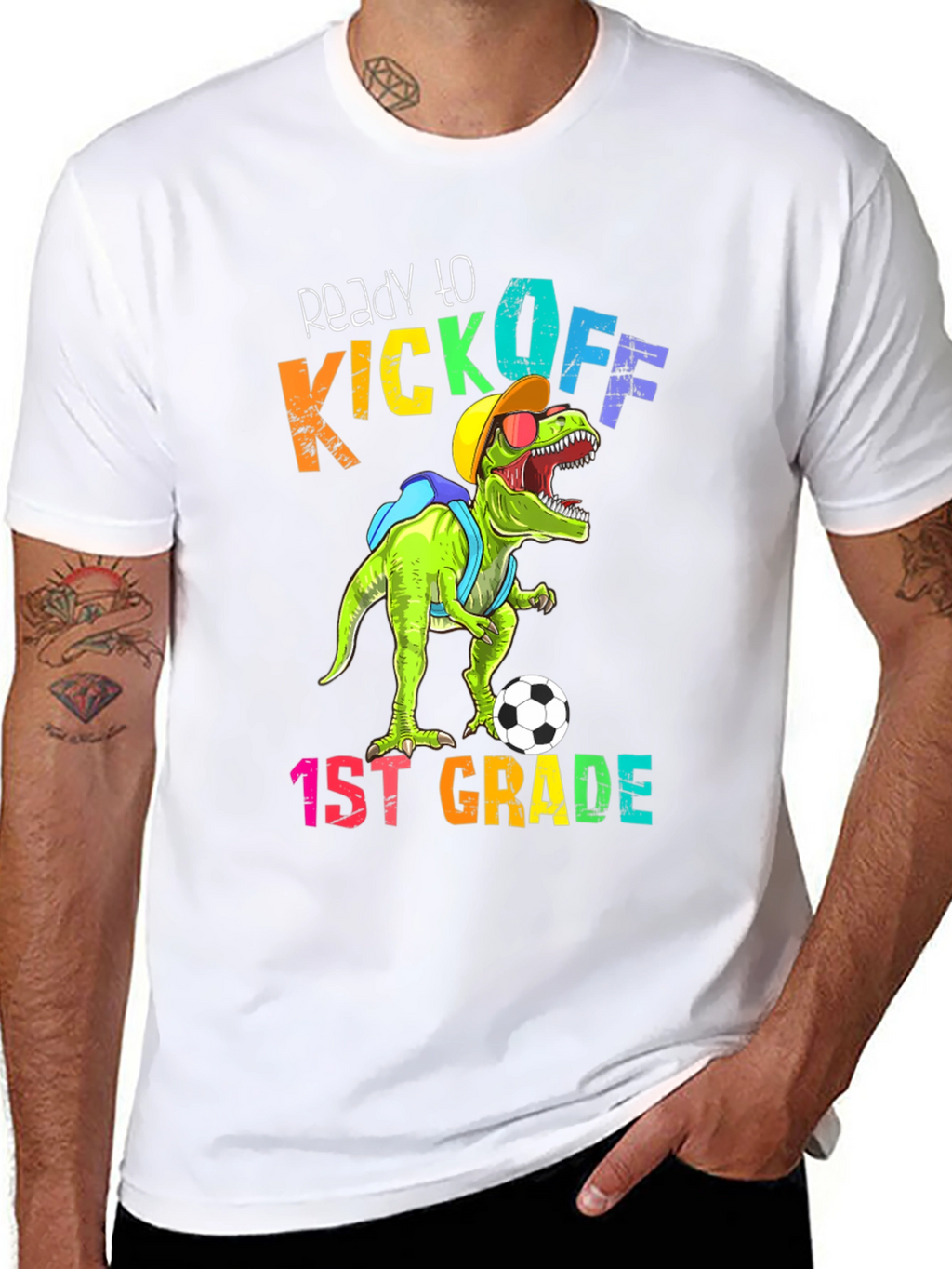 Camiseta Divertida Dinosaurio Fútbol Primer Grado