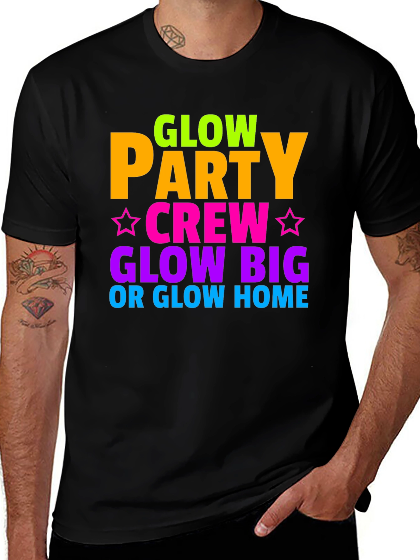 Camiseta Fiesta Glow: ¡Brilla en la Noche!