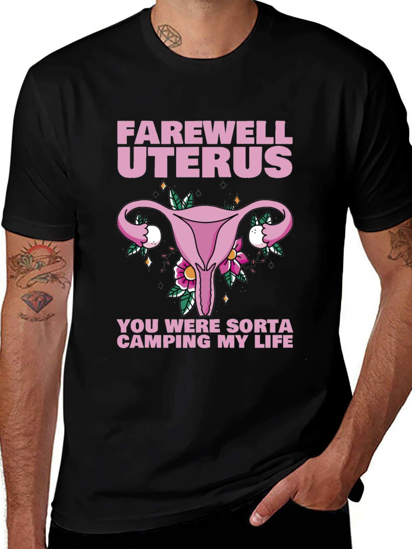 Camiseta Adiós Útero con Diseño Floral Humorístico