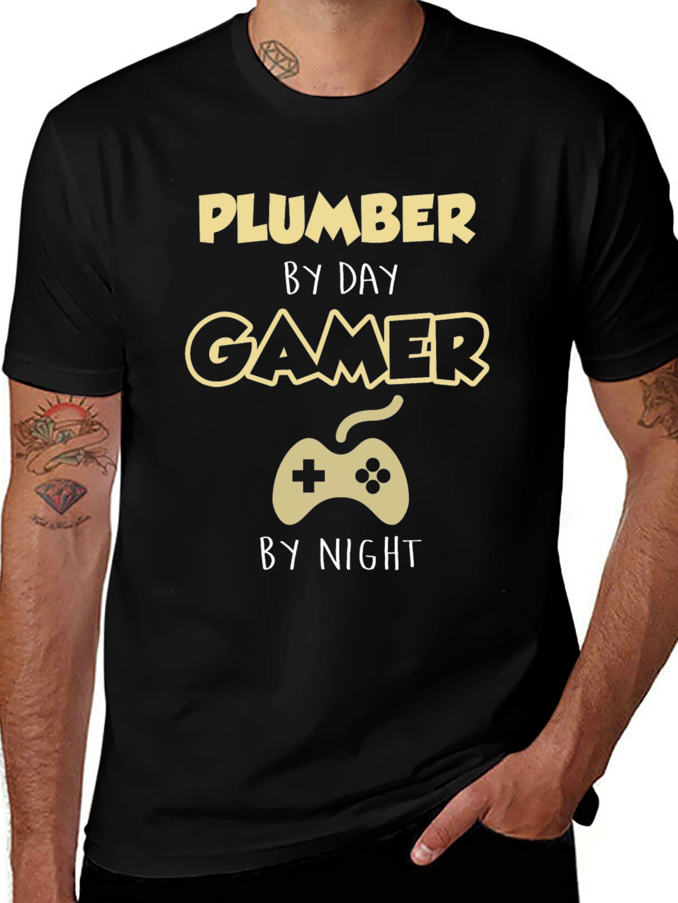 Camiseta Hombre Plomero de Día Gamer de Noche
