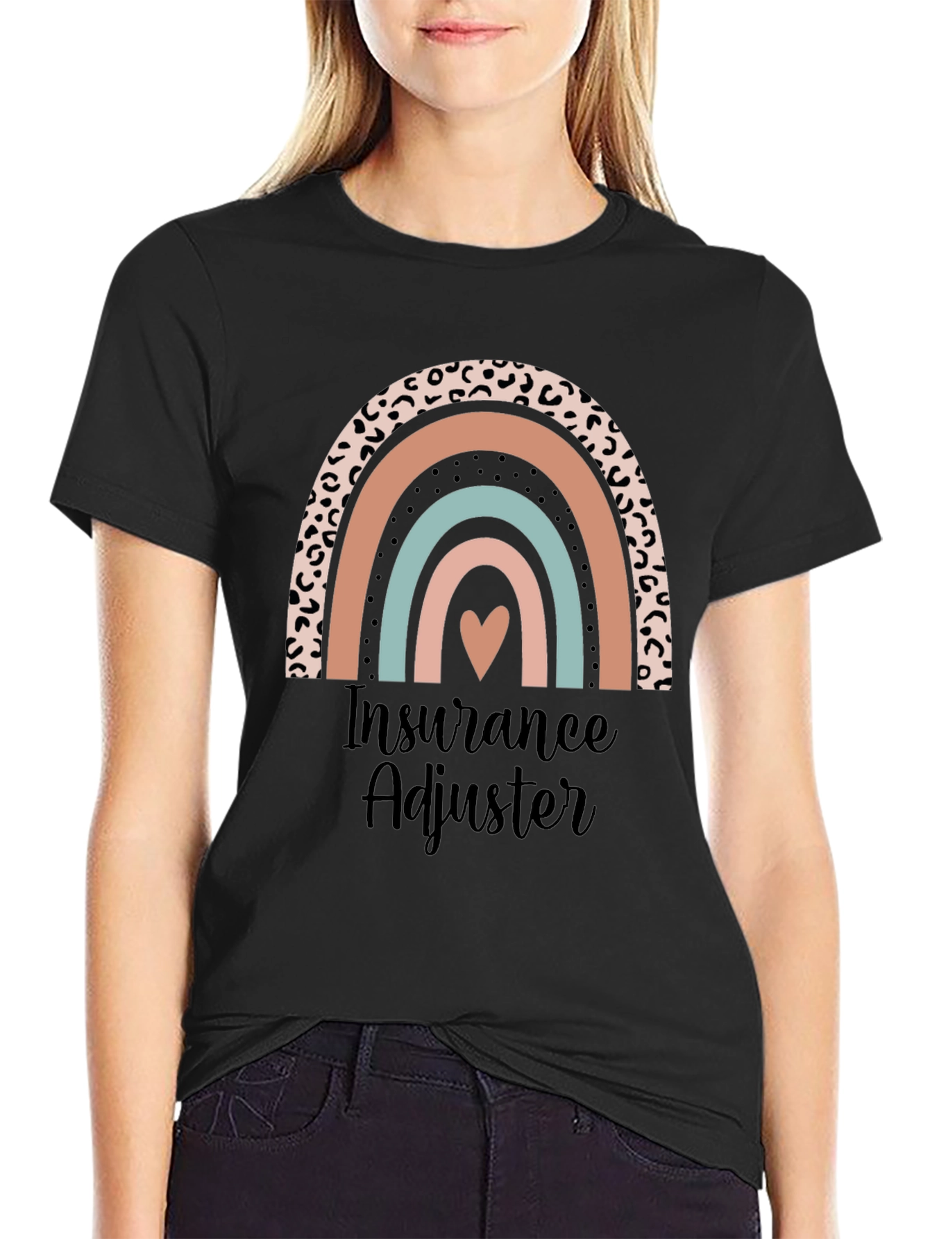 Camiseta Ajustador de Seguros con Arco Iris de Corazón
