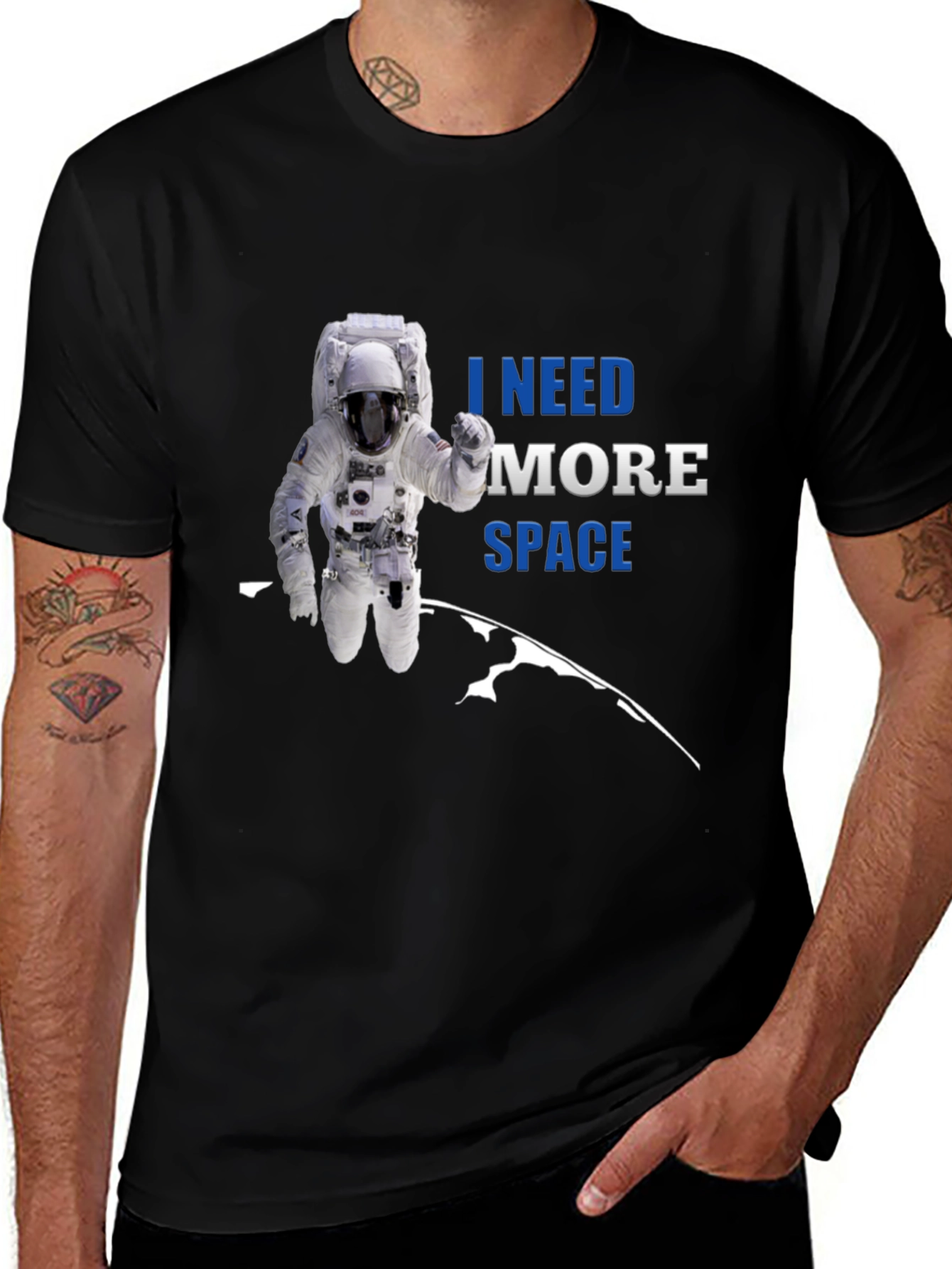 Camiseta Espacial: Necesito Más Espacio