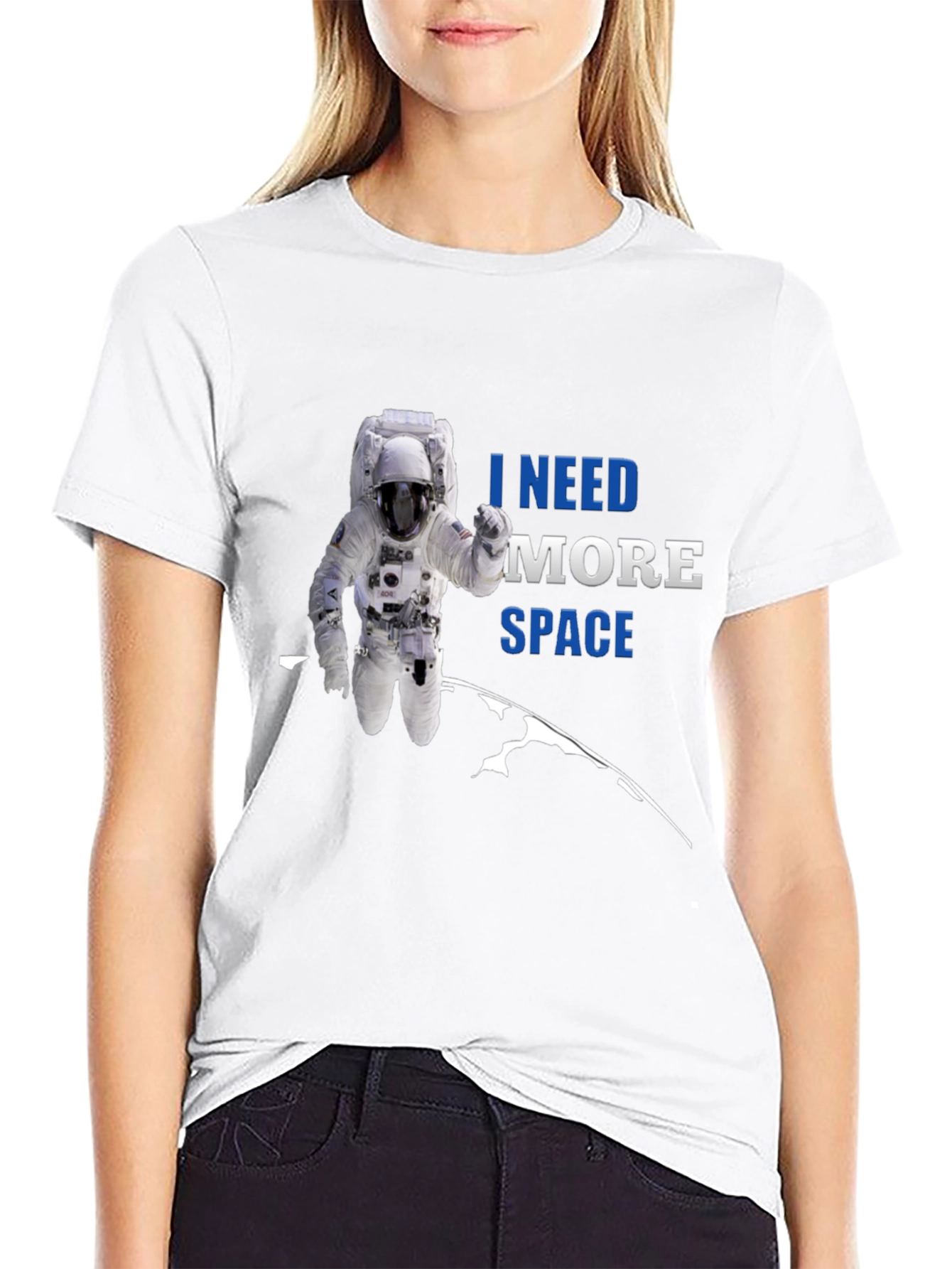 Camiseta Espacial: Necesito Más Espacio