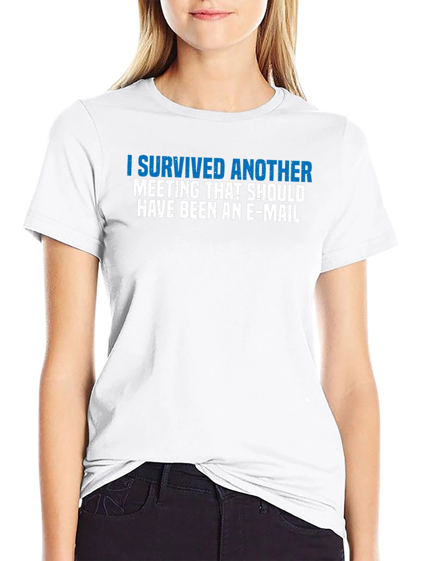 Camiseta Graciosa: ¡Sobreviví Otra Reunión!