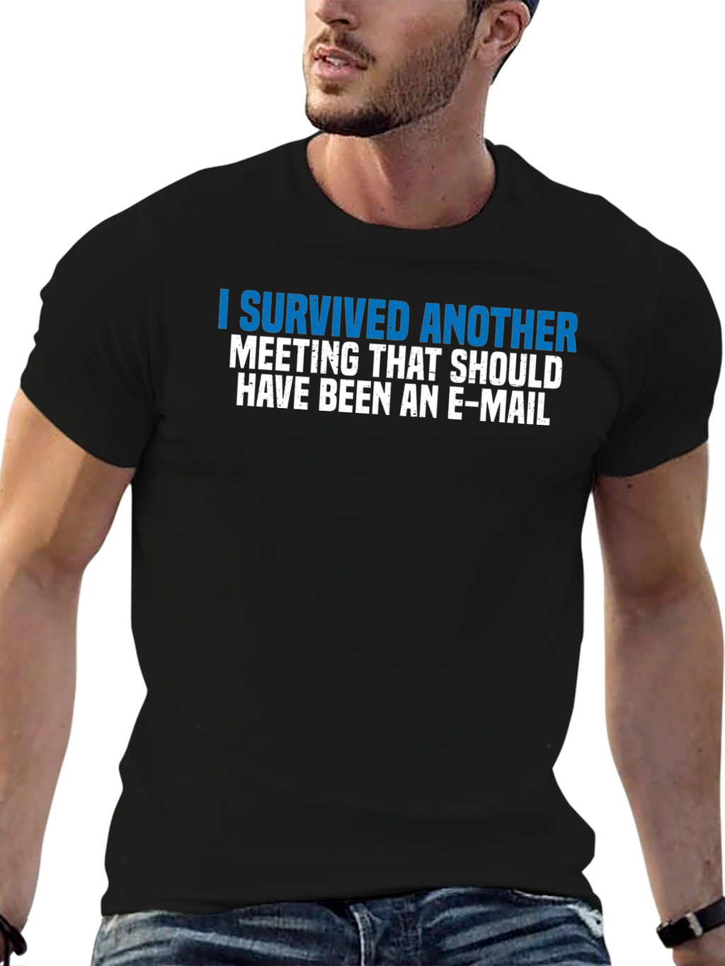 Camiseta Graciosa: ¡Sobreviví Otra Reunión!